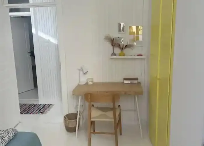 Filoi Rooftop Boutique House,5pax