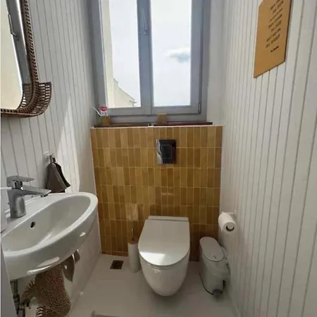 Filoi Rooftop Boutique House,5pax *