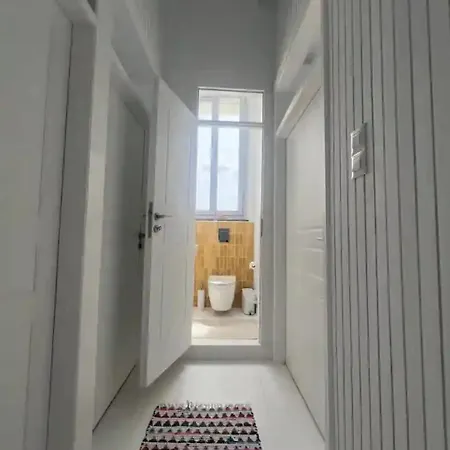 Villa Filoi Rooftop Boutique House,5pax